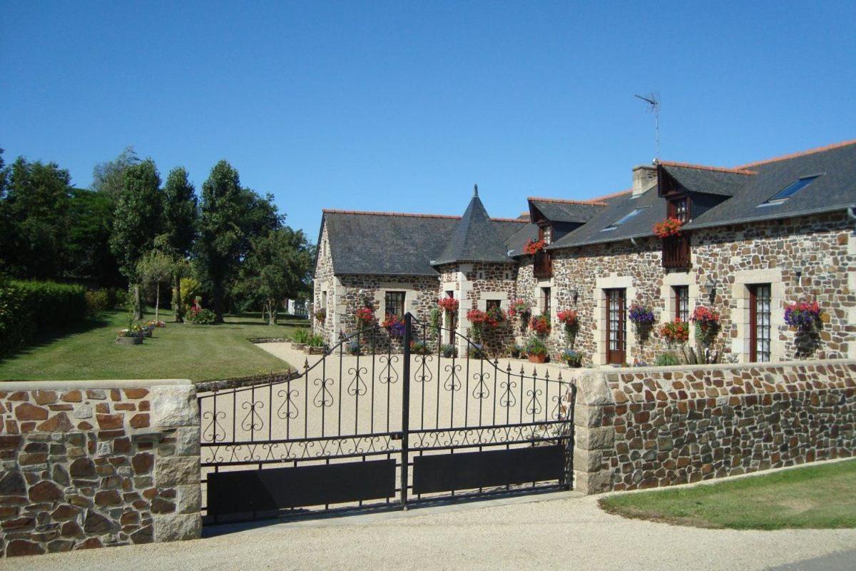 La Vieux Ville Trégomeur Kültér fotó